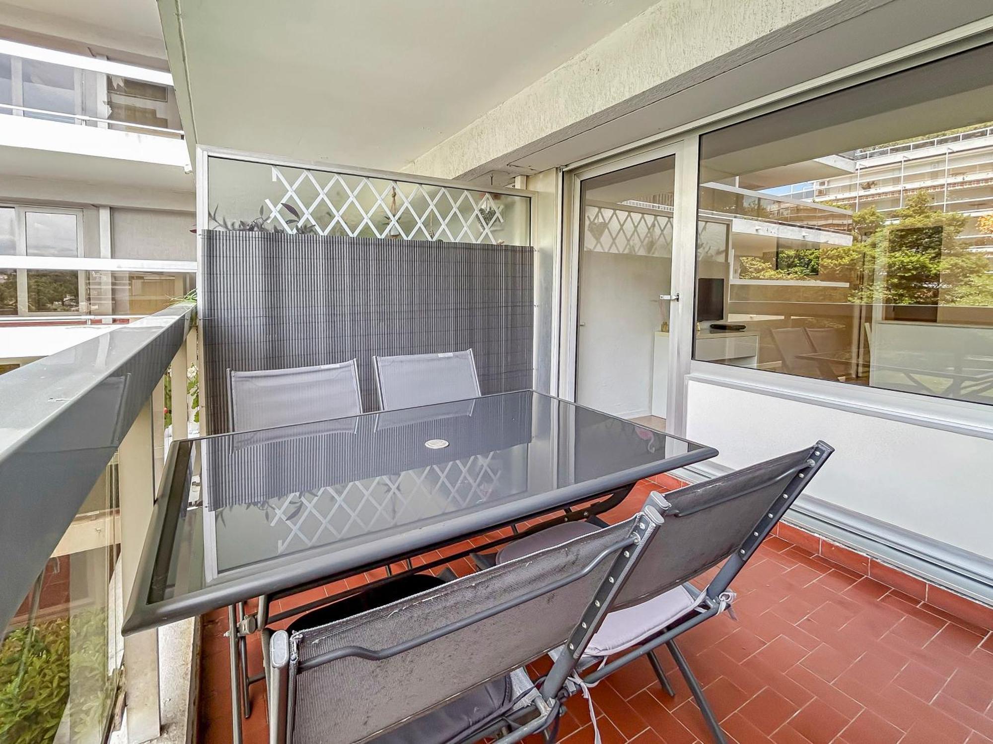 Joli Studio 4Pers Piscine Tout Confort Juan-les-Pins Eksteriør billede